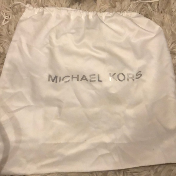Authentic Michael Kors bag with original dust bag. - Picture 5 of 5